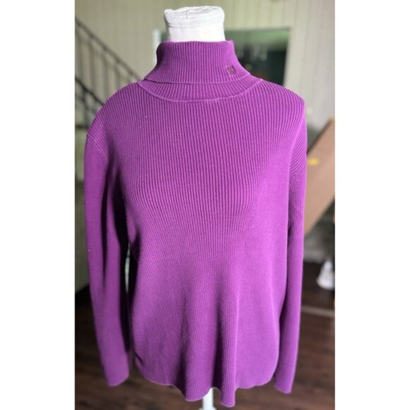 Women sweaters - Picture 2 of 4